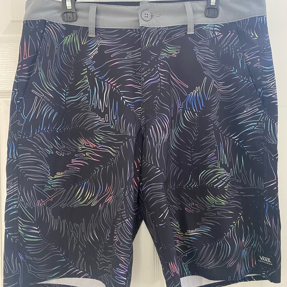 Vans Vanphibian Rainbow Palm Patterned Board Shorts, size 34